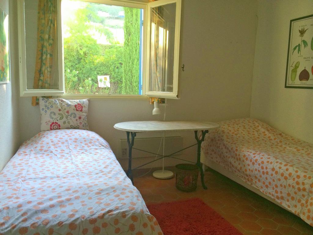Lovely G Te With Private Pool Montagnac  Εξωτερικό φωτογραφία